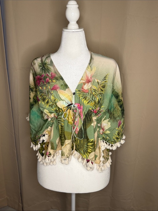 FARM Rio Tops - FARM RIO Tropical Floral Tie-Front Kimono with Tassel Trim
